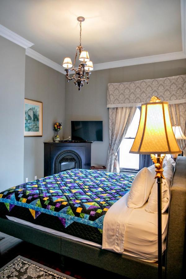Hotel Puddicombe House à New Hamburg Extérieur photo