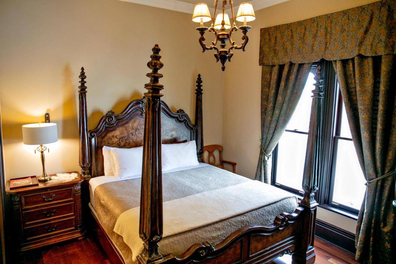 Hotel Puddicombe House à New Hamburg Extérieur photo